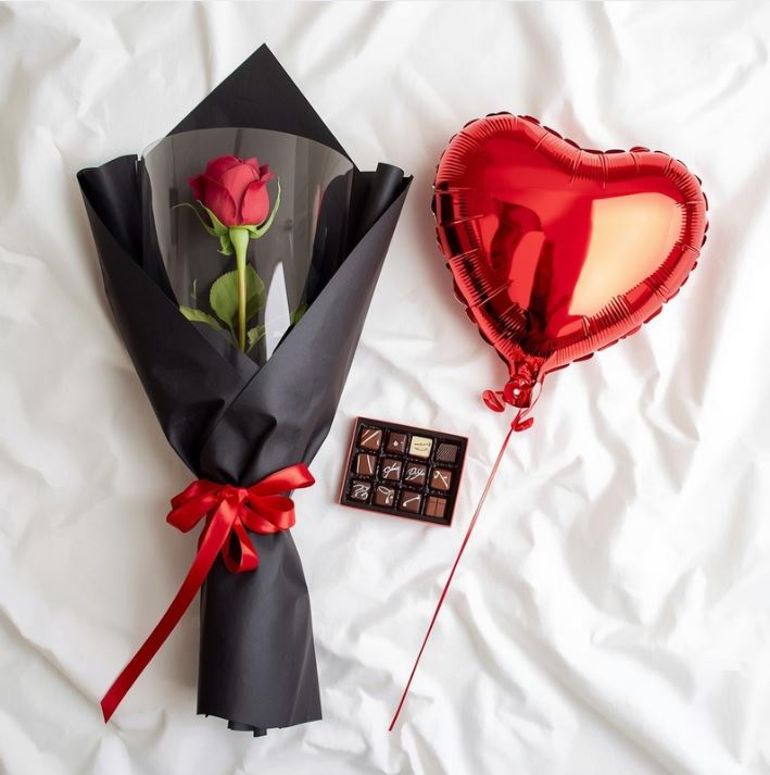 Sweetheart Sampler - Single Rose, Heart Balloon, and Chocolate